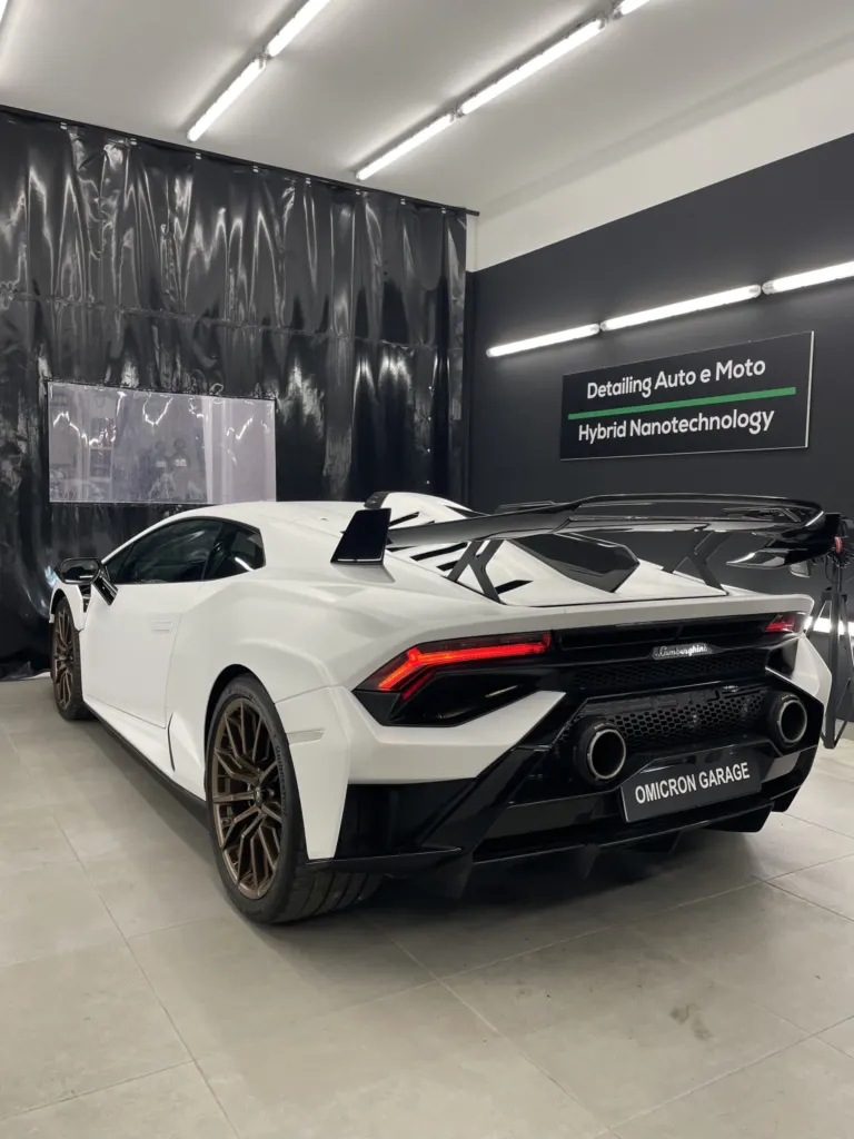Lamborghini Huracán STO
