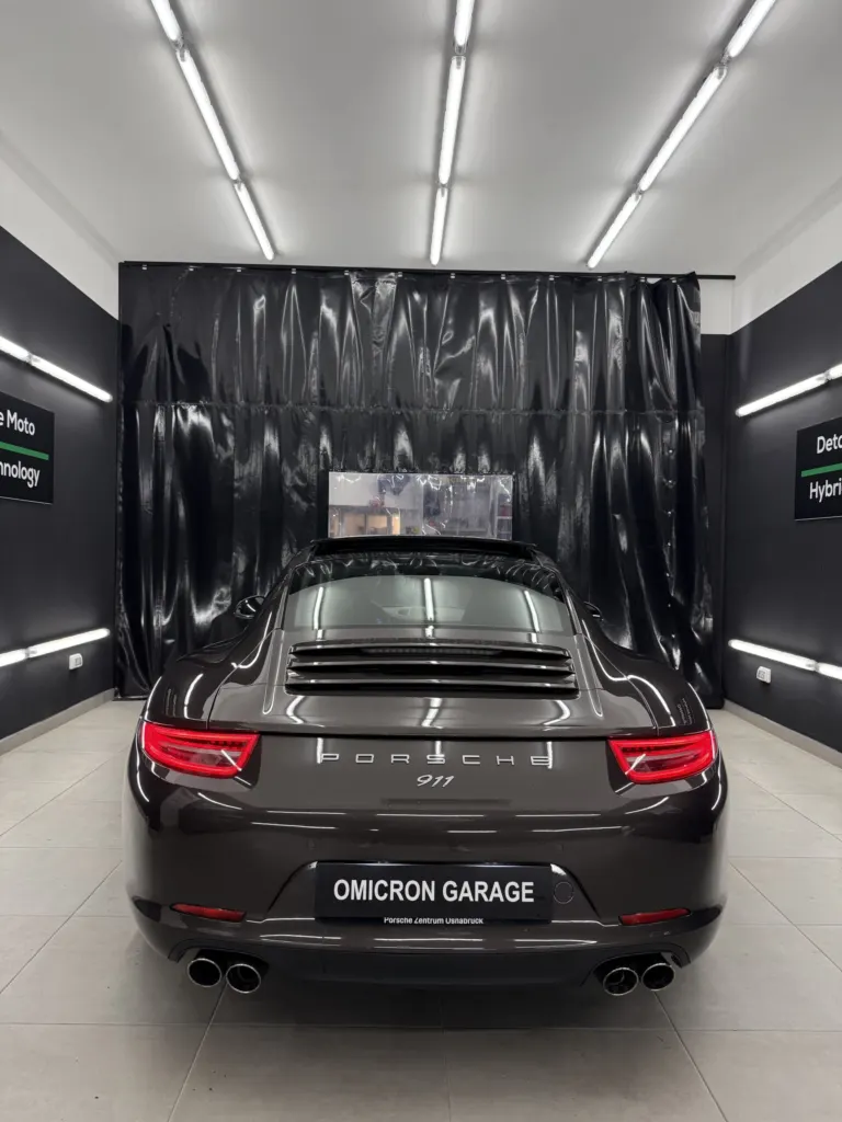 Porsche 911 Carrera