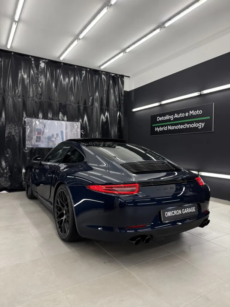 Porsche 991 Carrera GTS