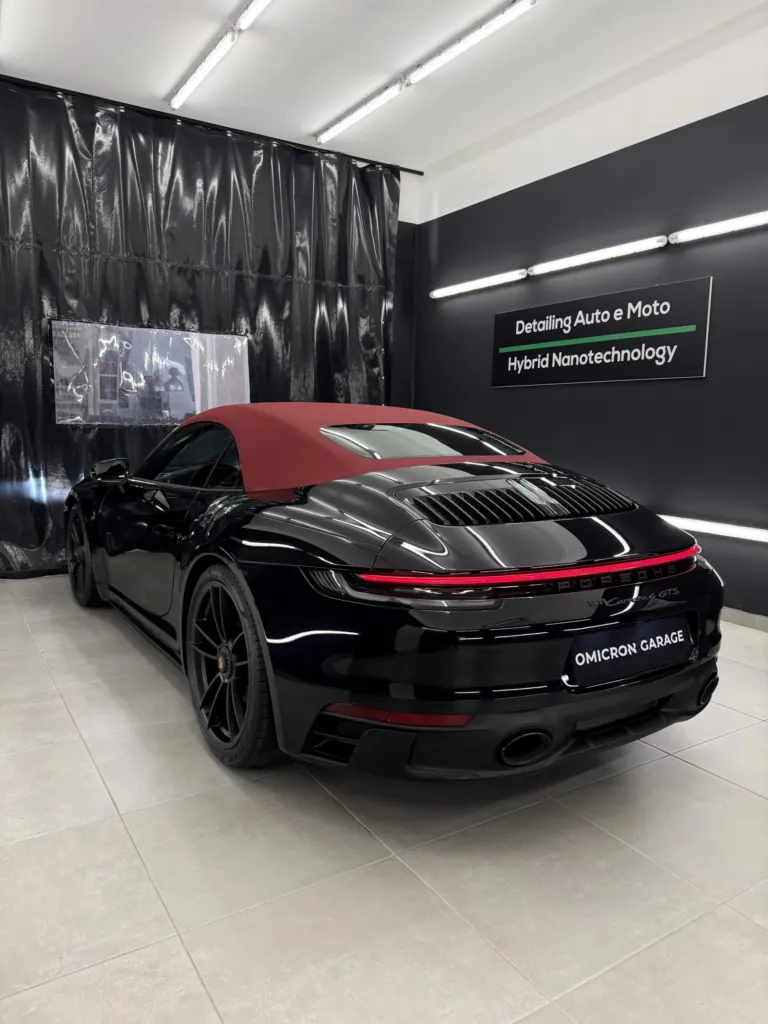 Porsche 992 Carrera 4 GTS Cabrio